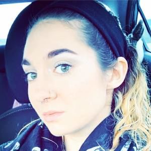 Meet your Posher, Annie